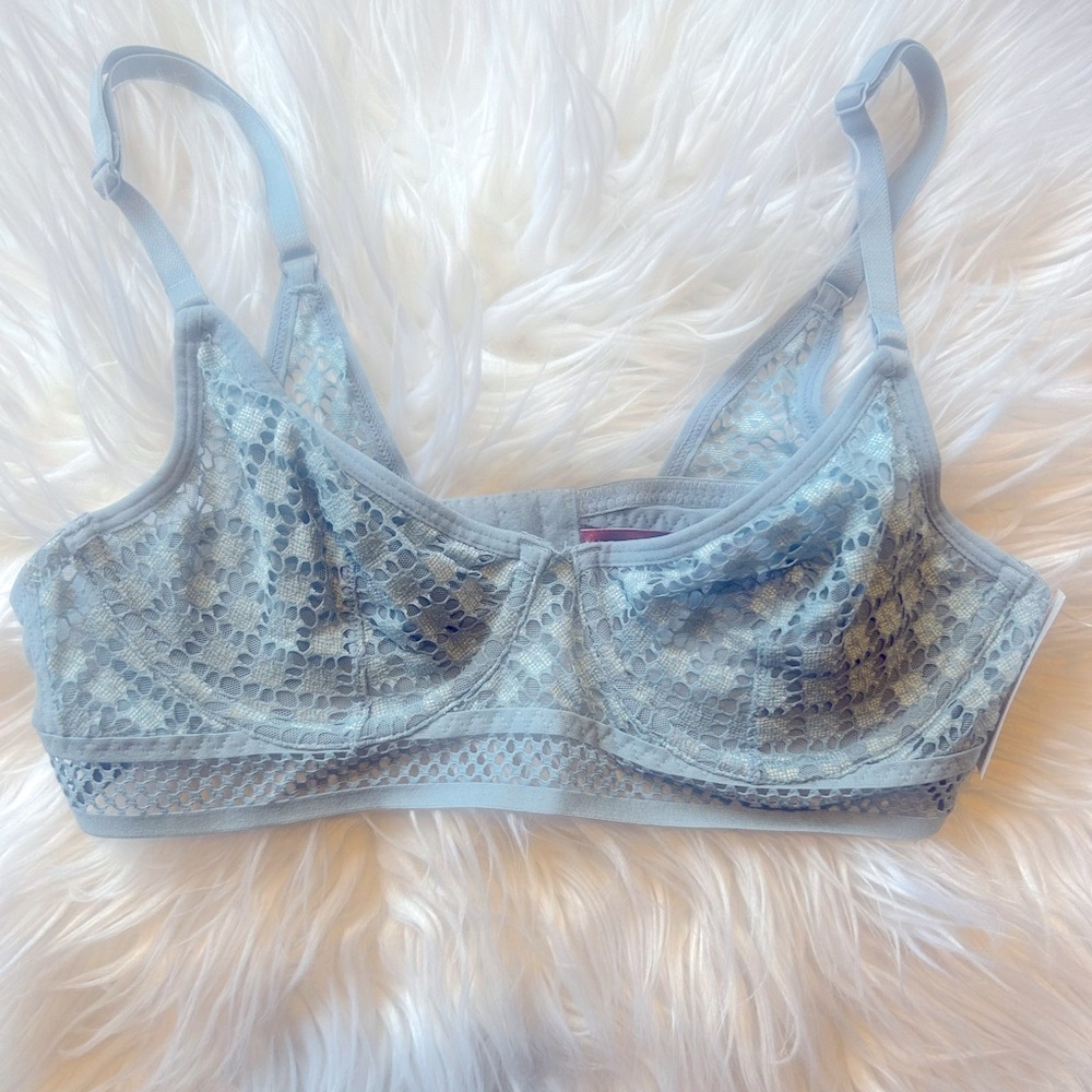 Adore Me Ashely blue mesh lightly lined bra Size 34b